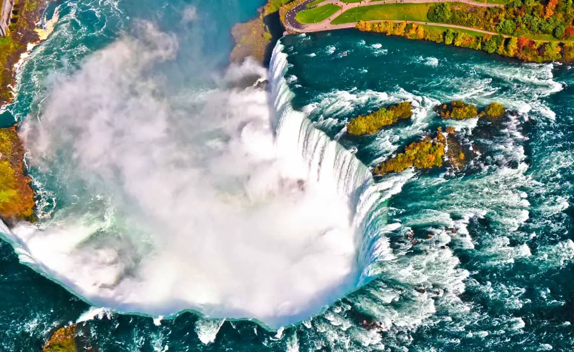 Maid Of the Mist, Niagara Falls, Canada