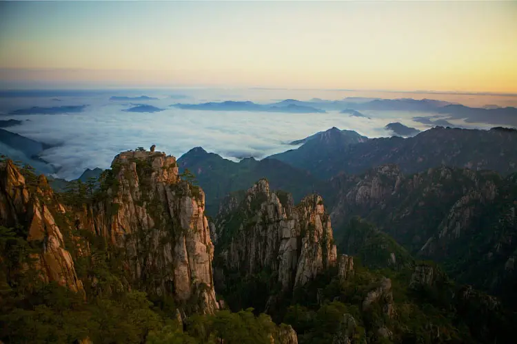 Yellow Mountains "The loveliest mountains in China"