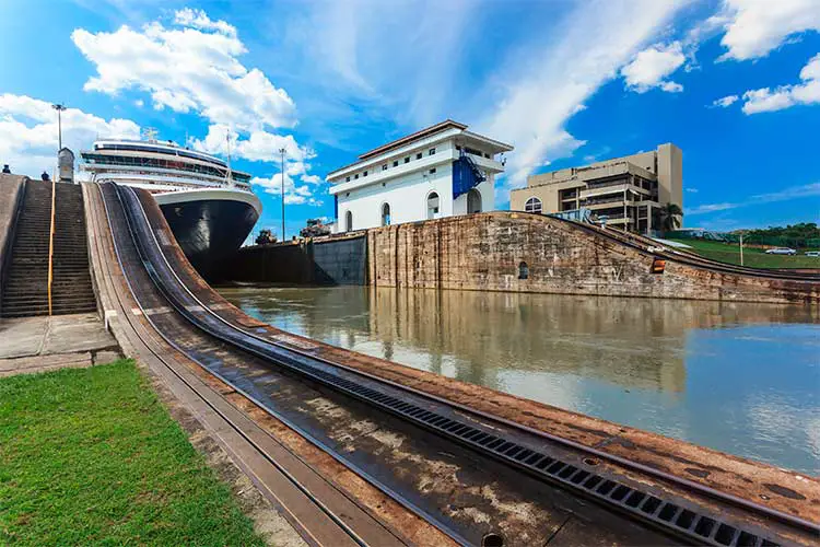 Ship exits locks at the Panama Canal towards the Pacific Ocean