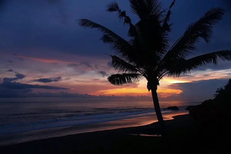 Web-Balian-Beach-Sunset