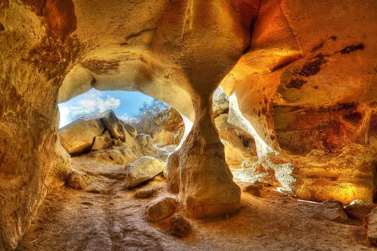 Luzit caves, Israel