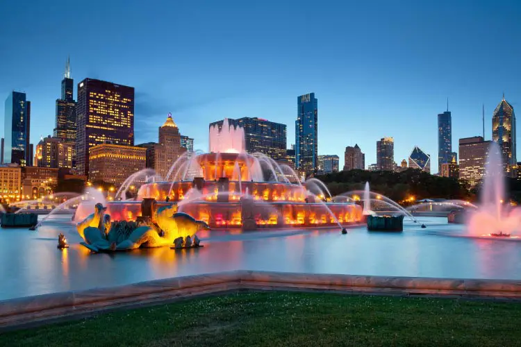 Buckingham Fountain in Grant Park, Chicago