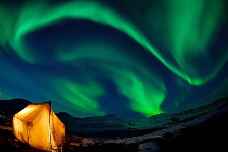 Camping with the northern lights, Yellowknife, Canada