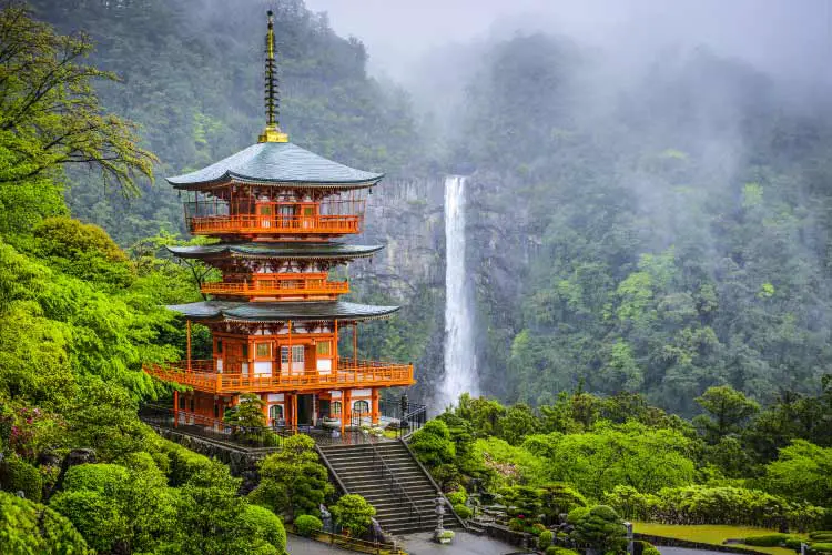 Seigantoji Pagoda and Nachi Falls