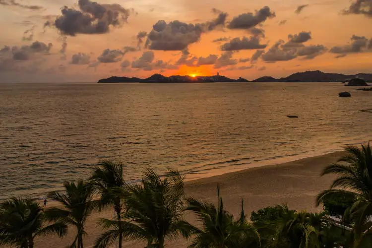 Sunset at Acapulco beach