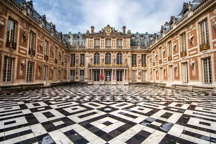 Versailles Castle, Versailles