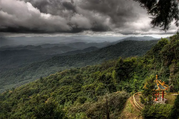 On the way from Chang Mai to the nearby Doi Suthep