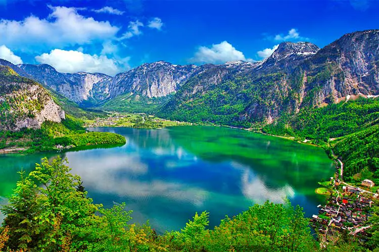 Alpine lakes, Hallstatt, Austria