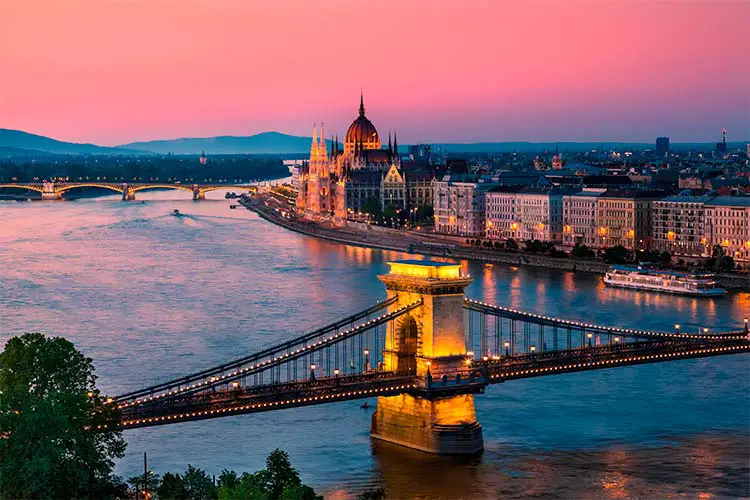 Sunset in Budapest, with the Chain Bridge and Parliament