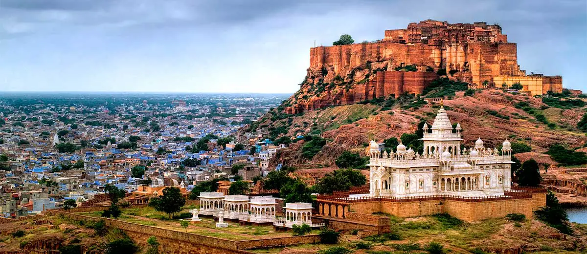 Blue city Jodhpur, Rajasthan, India, with Mehrangharh Fort and Jaswant Thada mausoleum