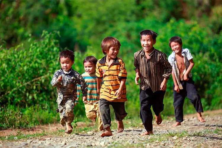 Local Kids in Sapa, Vietnam